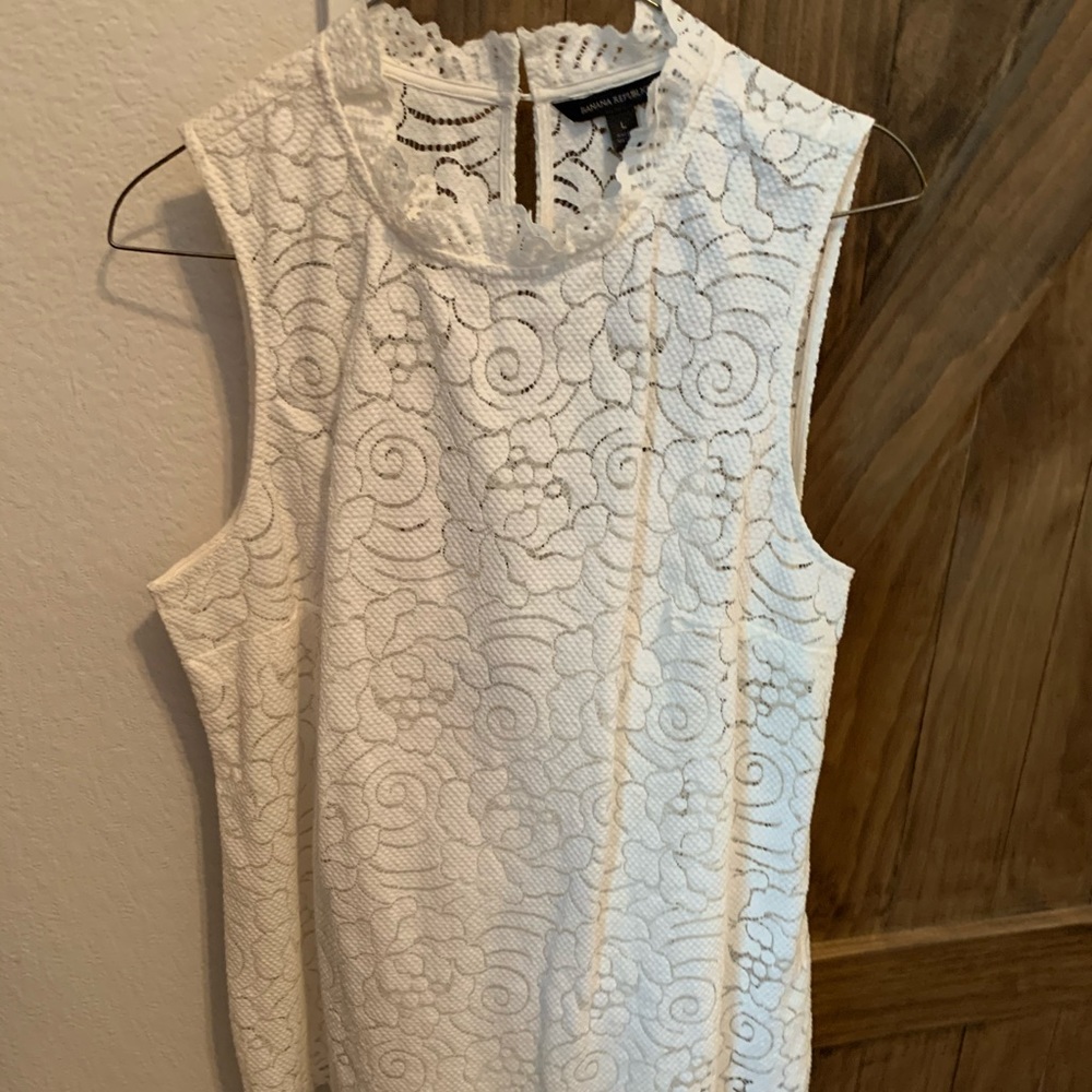 Banana republic white cream lace top